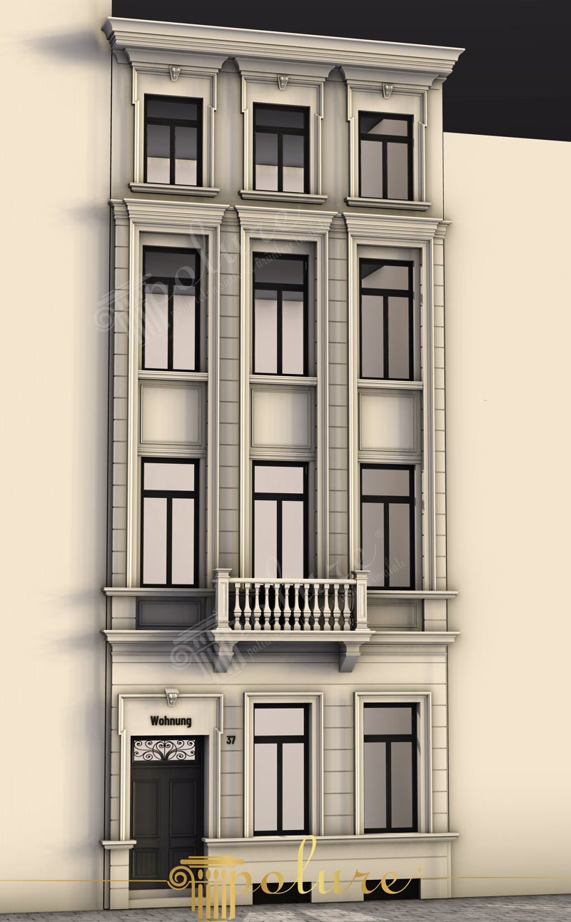Çok katlı neoklasik apartman bina cephesinde poliüretan söve pencere çerçeveleri, balkon ve çatı korniş kaplama tasarımı