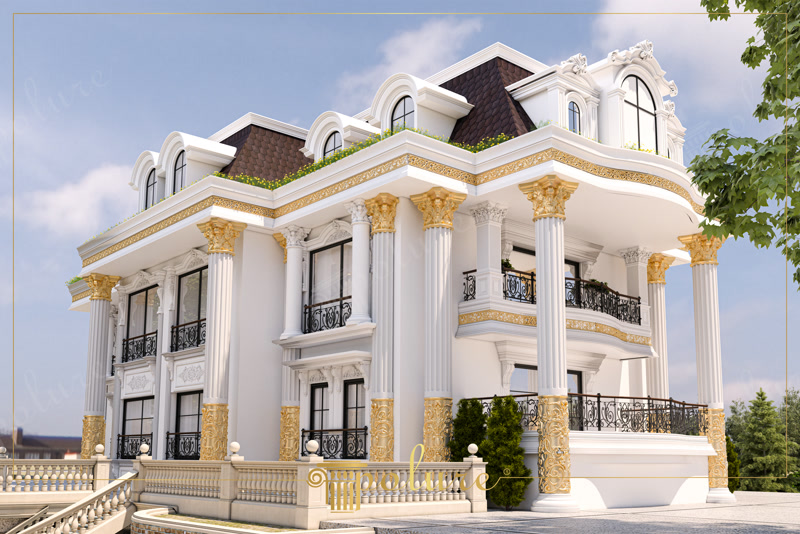 Balustradlı merdiven girişi, altın varaklı sütunlar ve pencere söveleri ile kaplanmış neo-klasik villa köşe görünümü.