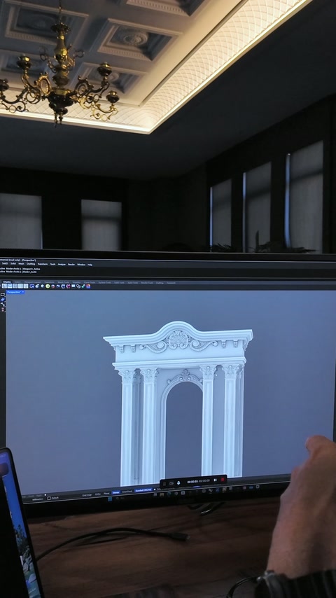 Dijital portal modelinin kemeri, pilasterleri ve alınlığı birlikte gösteriliyor