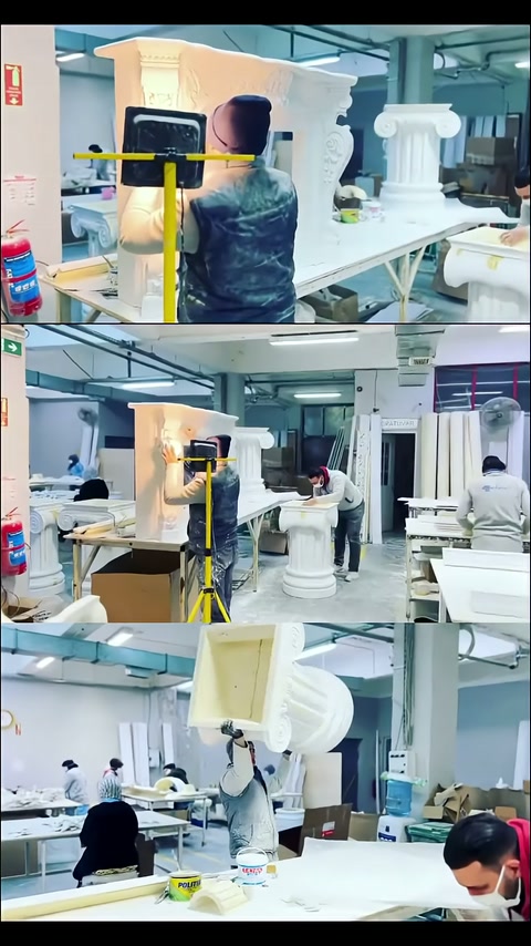 Çalışma alanında büyük dekoratif gövde ve sütun kaideleri görülüyor