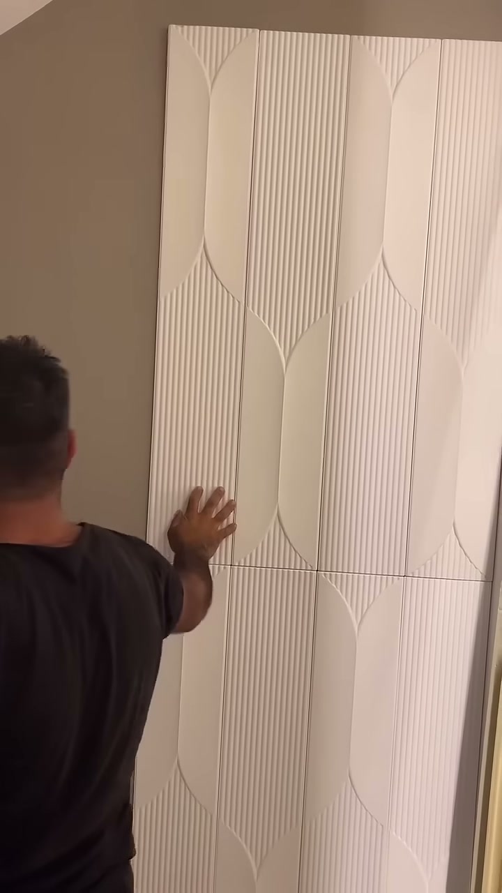 Poliüretan 3D Desenli Duvar Paneli Montajı