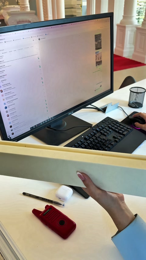 Profil gövdesi bilgisayar destekli tasarım çalışması önünde tutuluyor