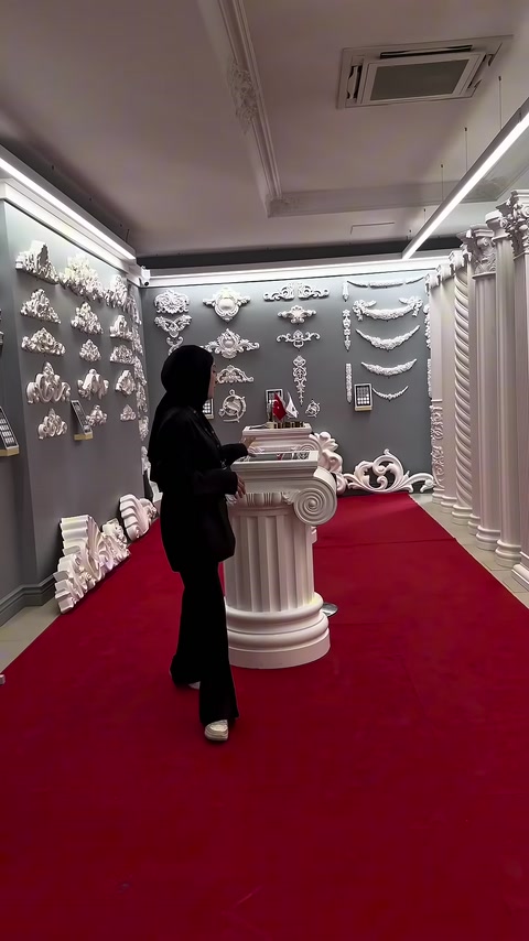 Poliüretan Sütunlardan Özel Sehpa Tasarımları