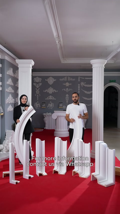 İki yarım kemer profili sütunların önünde ayrı ayrı gösteriliyor