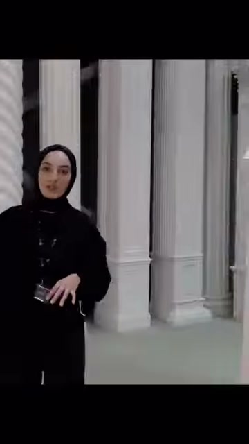 Yivli sütun gövdeleri ve klasik kaideler yakından tanıtılıyor.
