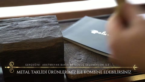 Yakın planda el, kiriş yüzeyindeki çalışma hattını belirtiyor.